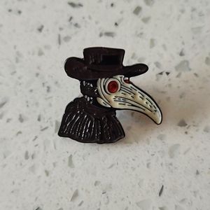 Plague Doctor Dr Creepy Macabre Death Horror Goth Lapel Pin